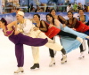 Pertunjukan Ice Skating di Mall Taman Anggrek